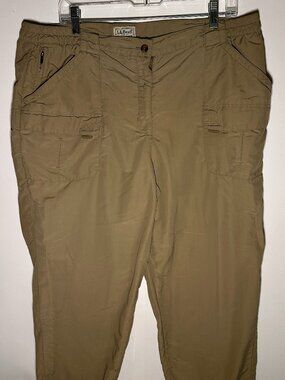 Vintage L.L Bean Women's Tan/Khaki Hiking Pants size XL